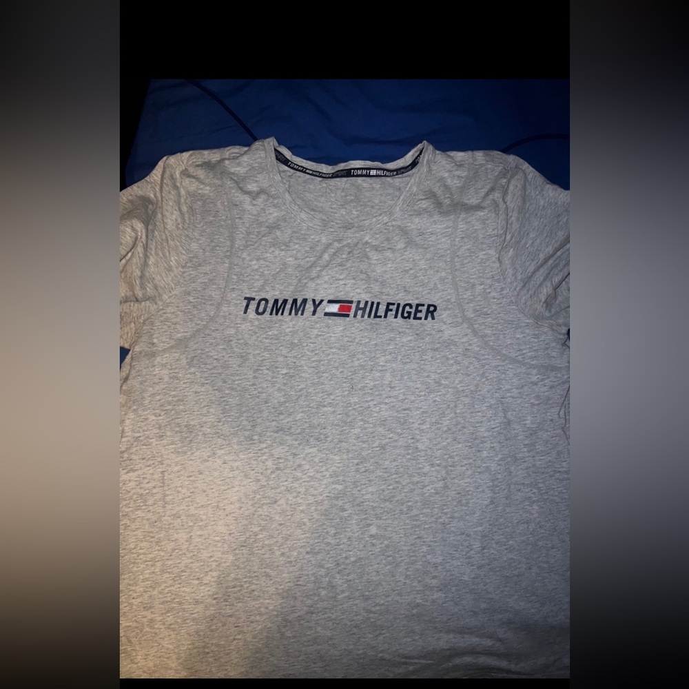Tommy Hifliger Tshirt